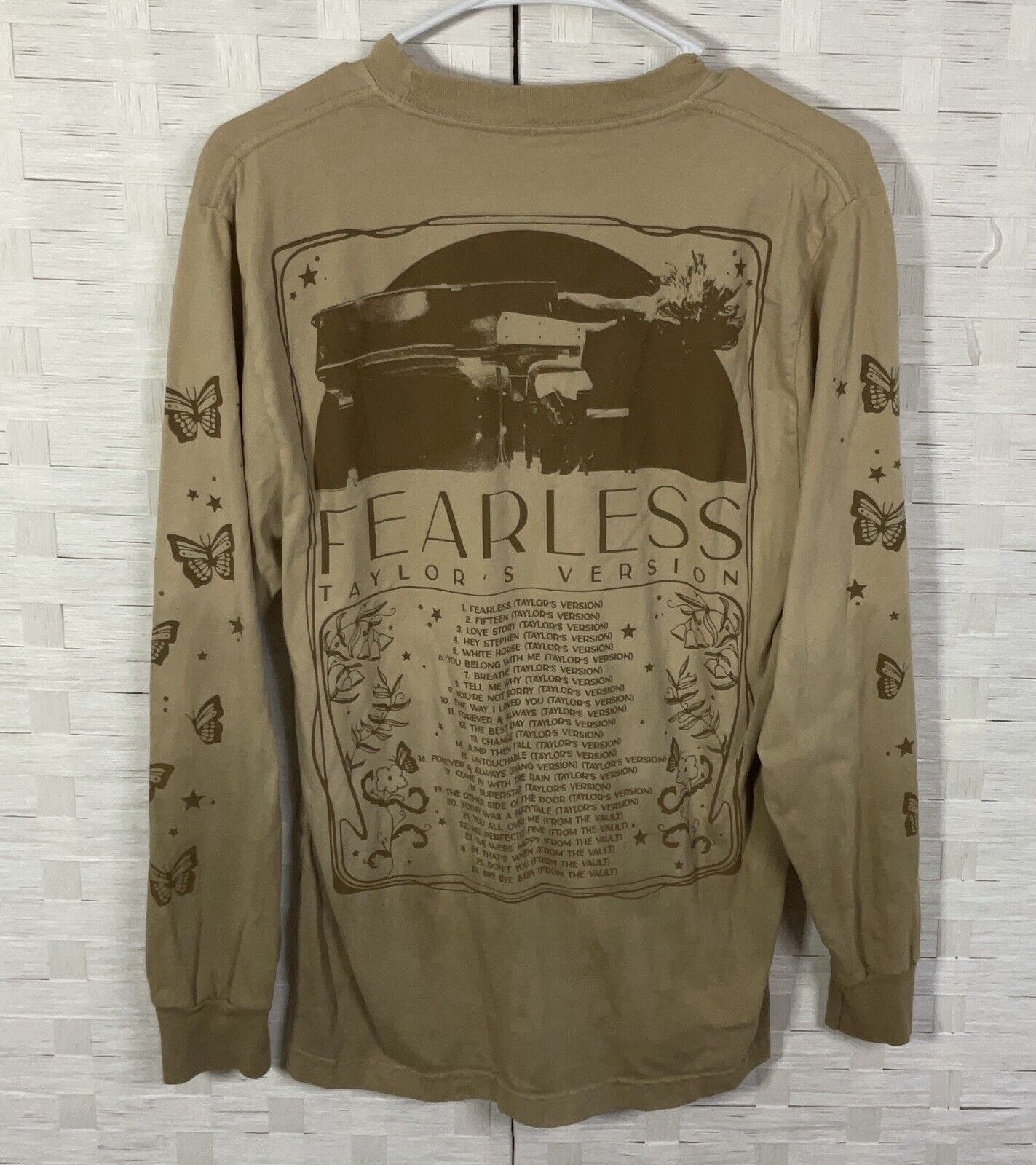 Taylor Swift Official Fearless You're Not Sorry Long Sleeve Dip Dye T-Shirt Med.