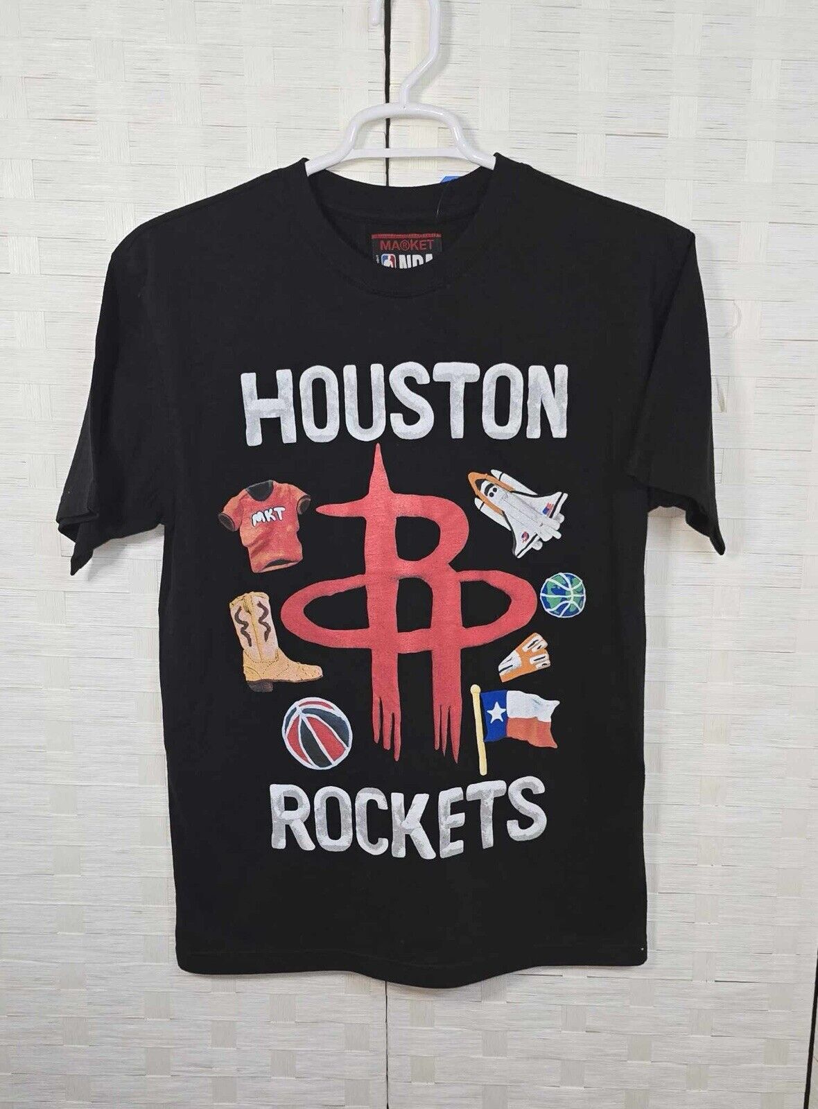 MARKET X NBA HOUSTON ROCKETS SHIRT SIZE MEDIUM